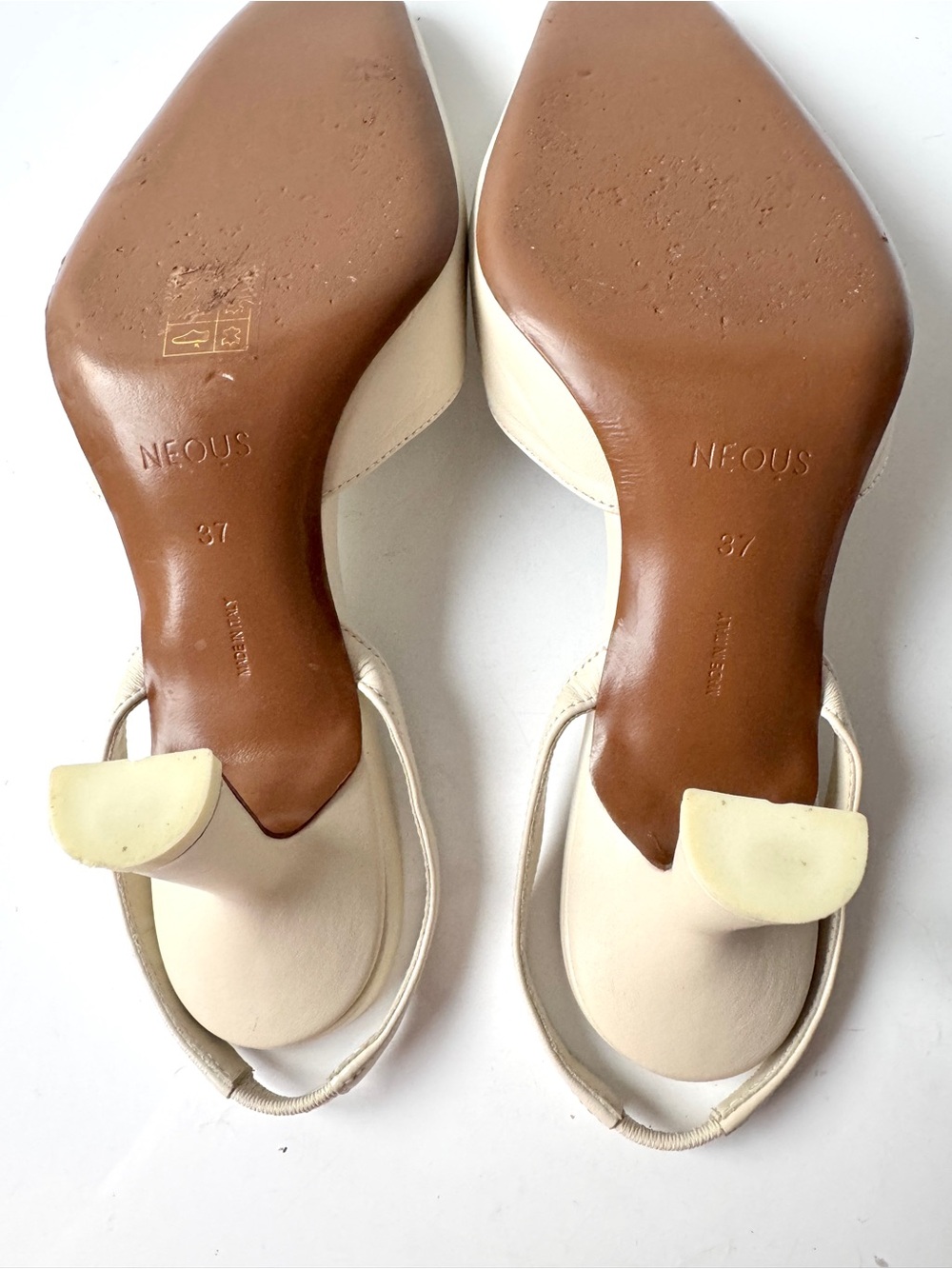 NEOUS Dracu Cream Leather Square Toe Slingback Slim Sculptural Heel Pumps Sz 37 - Picture 8 of 8